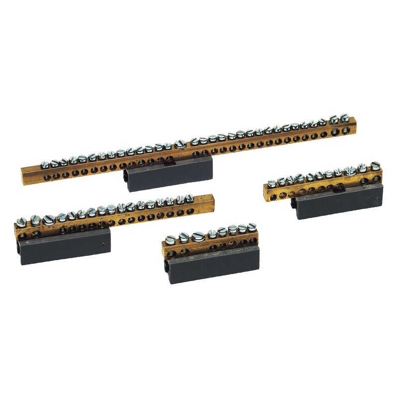 NSYRBLZ216146 Schneider Earthing Strips 2x16 &amp; 14x6mm2 &amp; Insulating Support Composition: 10 Units